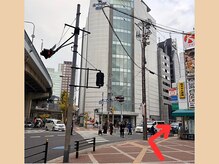 クローバー(clover)/5．ボートピア梅田の手前を右折