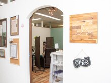 イーリー(ely)/店内入口