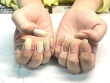 ネイルベースキュウロク(NAILBASE96)/レモンイエローのアシメネイル