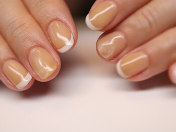 クロ(KURO)/フレンチアートネイル