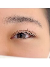 ハッチ(hacchi)/下向きまつ毛をしっかり立ち上げ