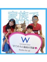 ホワイトニングショップ 高松瓦町店/家族で真っ白