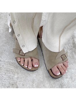 イオネイル(io nail)の写真/ささいなフットのお悩みでも誠実に寄り添いながら、お客様一人ひとりに必要な甘皮ケア&長さカット致します