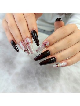 モンシュシュ(Monchouchou)/透け感チェックが上品なボルドー