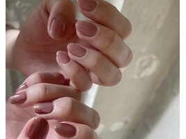 左右非対称ネイル