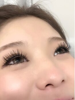 ラフ アイラッシュ アンド アイブロウ(ROUGH Eyelash&Eyeblow salon)/