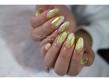 ネイルサロン R/スタイリングコース