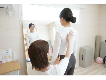 リリー(LILY)/ピラティス/マシンピラティス