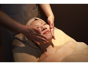 シーボンビューティーオアシス 銀座店(C’BON Beauty Oasis)の写真/3種から肌悩みに合わせてセレクトケア【初回限定30%OFF!9240円】すべての肌悩みにアプローチ☆C'oresケア!