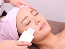 ブルースラッシュエアリ(BLUE / eari)/フェイシャルエステ