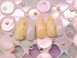 ガーリーフラワーネイル