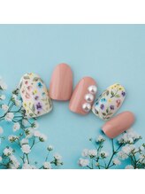 ラ カゼッタ(La casetta)/手描きボタニカルパールネイル