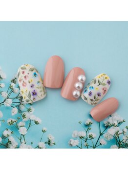ラ カゼッタ(La casetta)/手描きボタニカルパールネイル