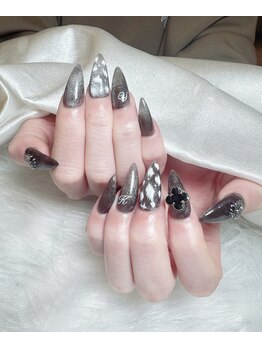 クイーンネイル(Queen Nail)/