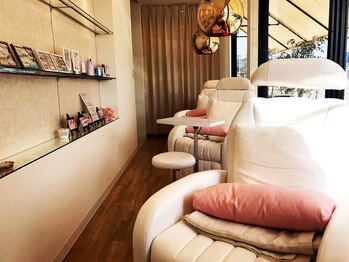 シエル ネイルスタジオ 古賀店(Ciel nail studio)/【内装】リクライニングチェアー