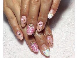 ぷっくりしずくネイル