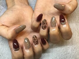 ヒョウ柄ネイル