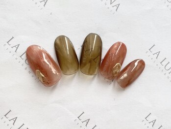 ラルナ ネイルアンドアイラッシュサロン(LA LUNA nail & eyelash salon)/4月5月◇定額ボリューム◇