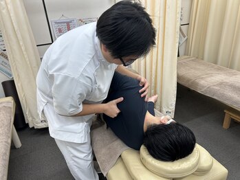 クレーン整骨院 足立西新井店/首こり・肩こりに猫背矯正！