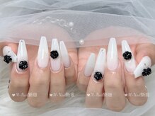 エムプラスネイル 新宿(M+Nail)/長さ出し薔薇ネイル