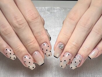 クレーネイル(Klee Nail)の写真/【7月から営業時間延長!】夜の遅い時間も予約可能なのでお仕事帰りにや、前日イベントの前に駆け込みOK♪