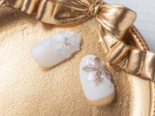 ポルタジョーイエ(Portagioie)/ポインセチア風ネイル