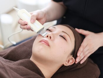 サロン ド フェルーチェ(salon de Feluce)/施術風景/毛穴フェイシャル