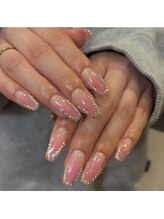 ウェイビーズ ネイル(wavy's.nail)/ストーン囲みネイル