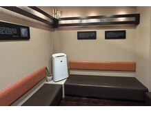 エンジェルフィート(Angel feet)の雰囲気(待合室にて座ってお待ち下さい(ご予約時間にお声がけ致します))