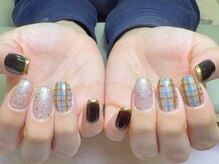 ジュライネイル(July nail)の雰囲気(折れにくい、浮きにくい)