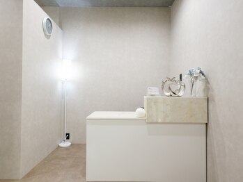 ホワイトニングビューティー 金沢駅前店(WHITENING BEAUTY)の写真/【通い放題プラン有り◎】定額制で毎日通うほどお得に！理想の白さで輝く歯へ導くオールインワン・ケア♪