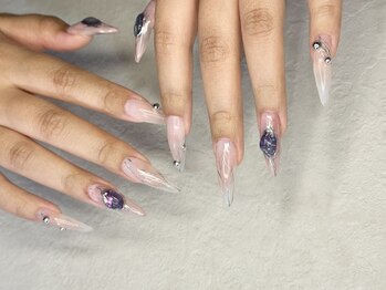 フォレスト(FOREST Hair&Nail)の写真/≪スカルプ実力店!≫高技術だからこそ提供できるスカルプで綺麗な指先に☆ネイル上級者も納得の仕上がり♪