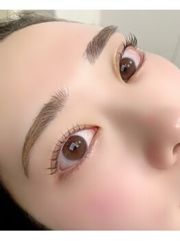 アドア(ADORE)の写真/フェイスWAXでトーンアップ!お化粧ノリも◎美眉スタイリングのセットもおすすめ!顔のケアはお任せ下さい♪