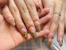 日本製ジェルベースで爪を1か月間持続させられる