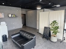 クレビア(CREVIA)の雰囲気（オーナーのこだわりが詰まった落ち着いた雰囲気のサロンです☆）