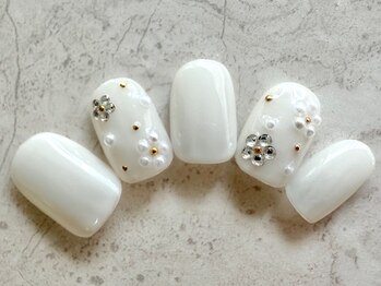 コーラルワン(CORAL ONE)/ビジューネイル