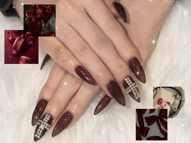 ブラウンメタルネイル