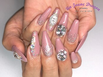 アン ジョーヌドラゴ/【ロングネイル】大人ネイル