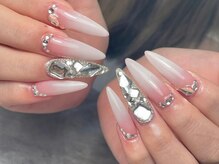 ナナネイルズ(nananails)/持ち込みアートやり放題¥11,500