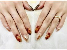 はあとねいる 野々市駅前店/べっ甲×抜け感