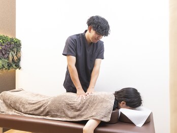 けんくま接骨院 川越西口院/肩こり/骨盤矯正/接骨院/整骨院