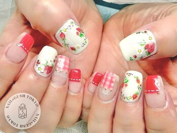 ネイルズガッシュ 川崎店(NAILsGUSH)の写真/【痛ネイルの施術も可能】フリ-デザインコ-ス(オフ込)150分¥14900～※痛ネイルのご予約はLINE@のみ