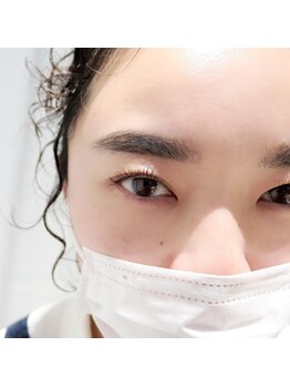 アトリエ プラス リム(atelier +LIM)/パリジェンヌラッシュ