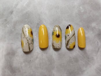 ネイルサロン ネイルクク 桑名駅前店(Nail KUKU)/