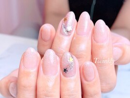 シンプルアートのseasonネイル