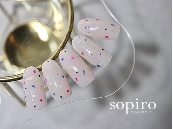 ネイルトータルビューティー ソピーロ(sopiro)/8monthlyDesign
