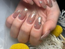 サロンドフォーエイチ(salon de 4H)/クリスマスにストーンアート♪