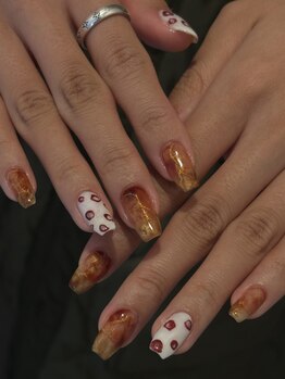 エム ネイル(emu nail)/yu個性派定額