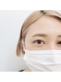 アトリエ プラス リム(atelier +LIM)/アイブロウ