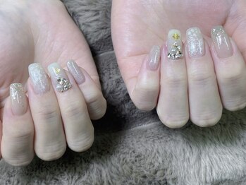 マーチ(March)/クリスマスネイル